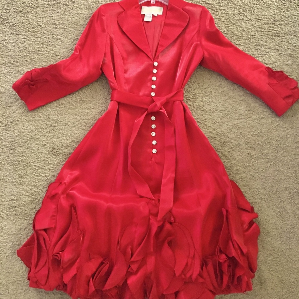 NWOT Elegant Red Semi-Formal Showstopper- Delta